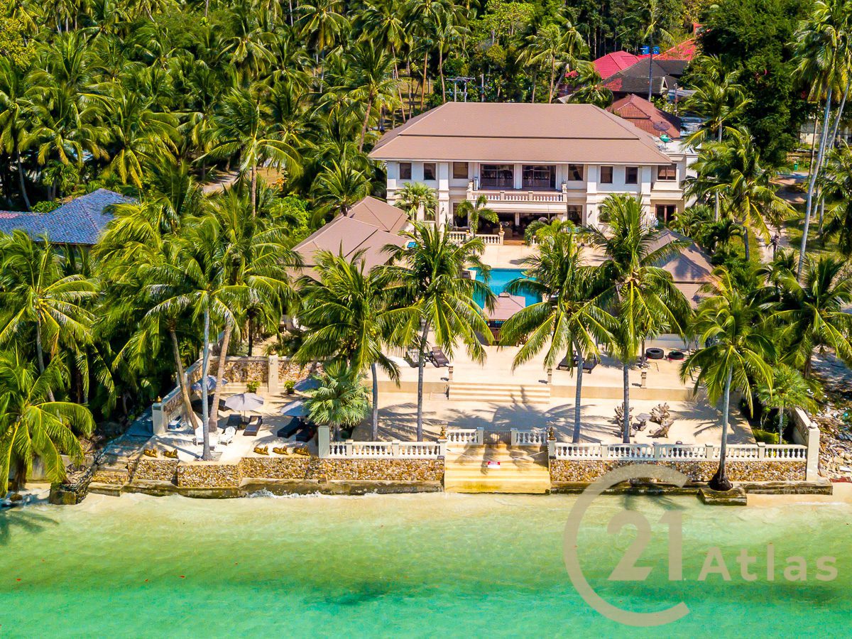 Luxury Beachfront Resort Hotel With Large Pool and Gym - Taling Ngam, Koh Samui