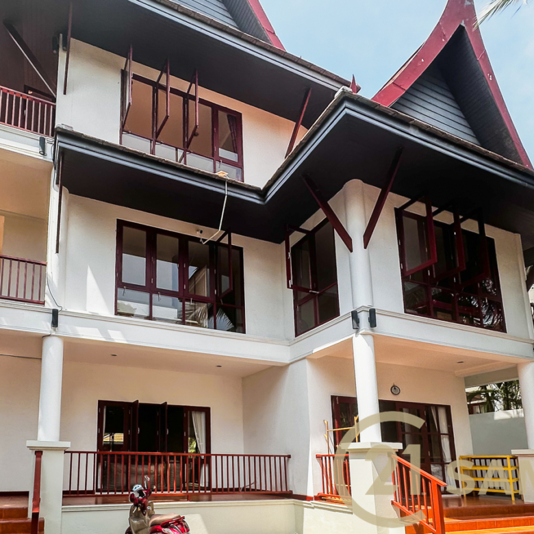 Villa Trois Étages Avec Vue Mer, Piscine et 5 Chambres – Bangrak, Koh Samui